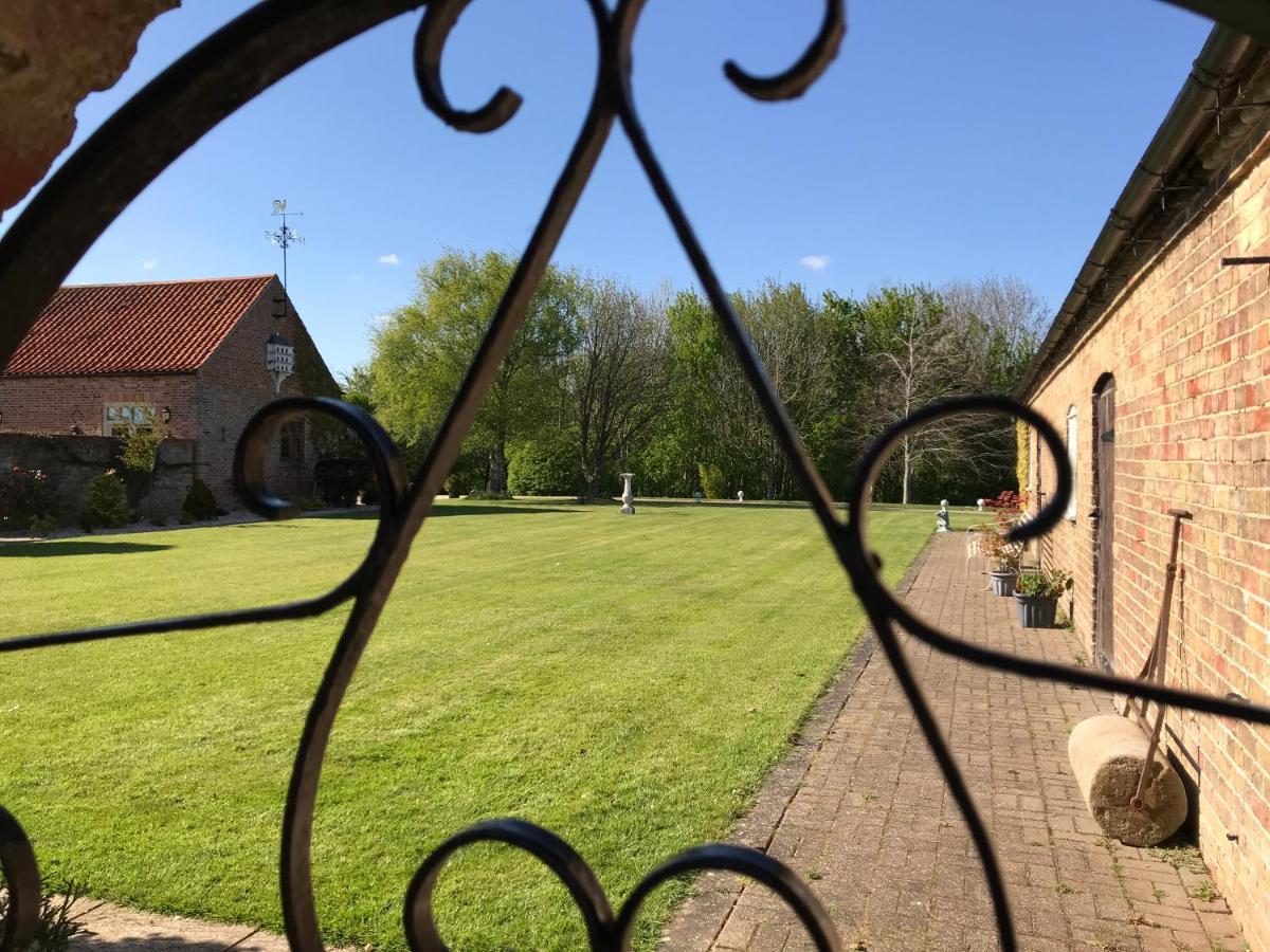 Charming Hen Cottage Countryside Retreat Lincoln Newball Exteriér fotografie
