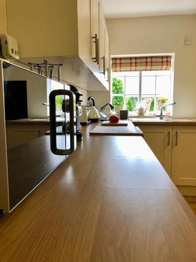 Charming Hen Cottage Countryside Retreat Lincoln Newball Exteriér fotografie